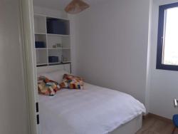 Galice : Apt neuf, deux chambres, balcon et parking